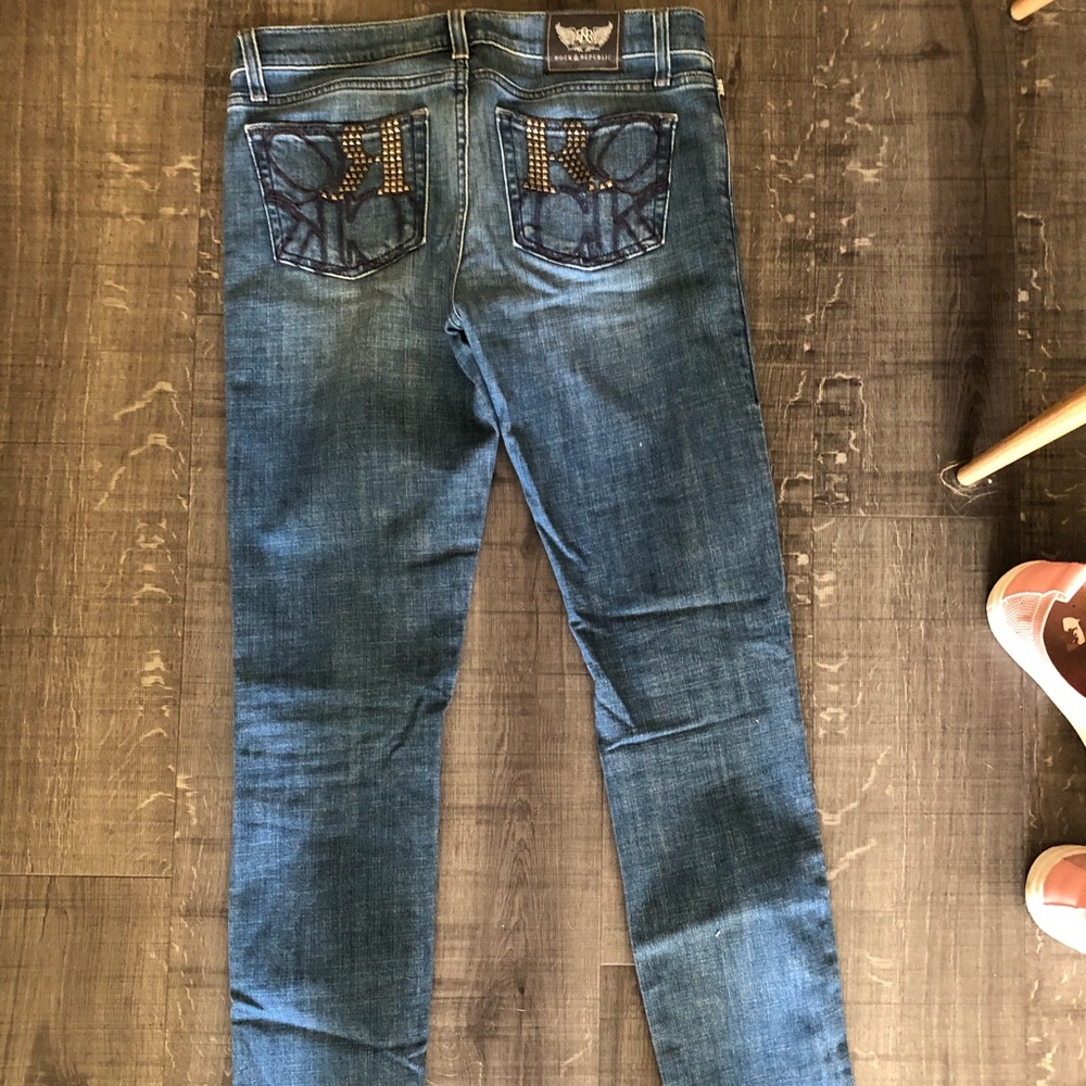 Rock and Republic straight leg jeans